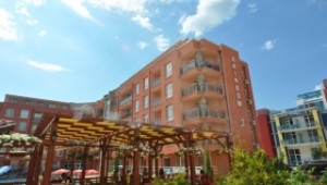Комплекс „ Рейнбоу II“ гр. Слънчев бряг1