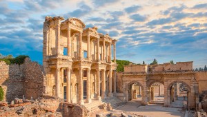Celsus,Library,In,Ephesus,-,Selcuk,,Turkey