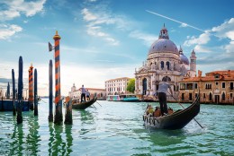 Ride,On,Gondolas,Along,The,Gand,Canal,In,Venice,,Italy